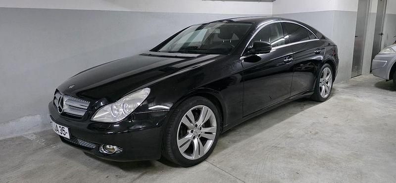 Usado 2010 Mercedes CLS350 Sedan | € 17.300 - Imagem 1/4