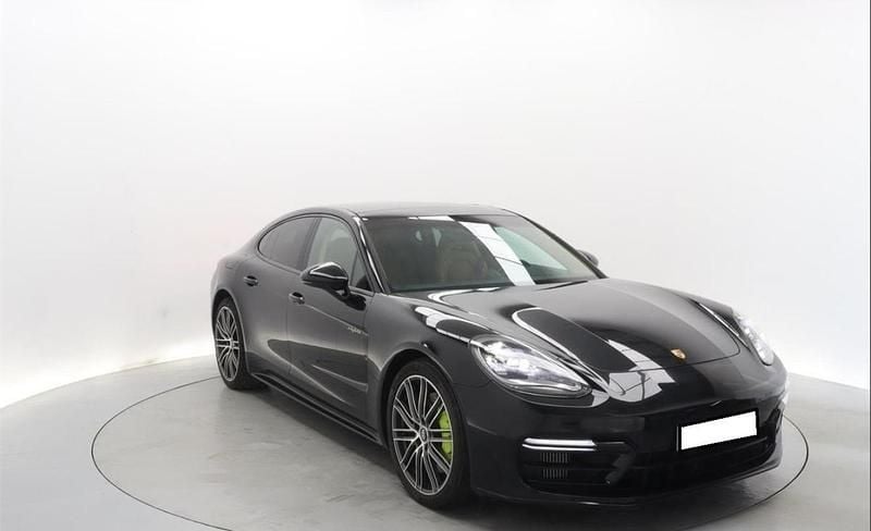 Preto Usado 2021 Porsche Panamera Sedan | € 84.999 (Preço elevado) - Imagem 1/4