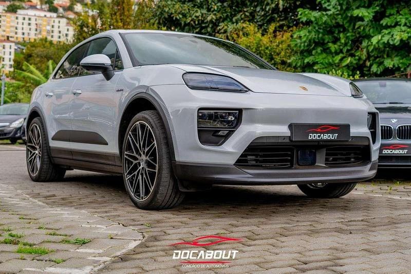 Usado Porsche Macan 300 kW (408 HP) 2024 Cinzento SUV