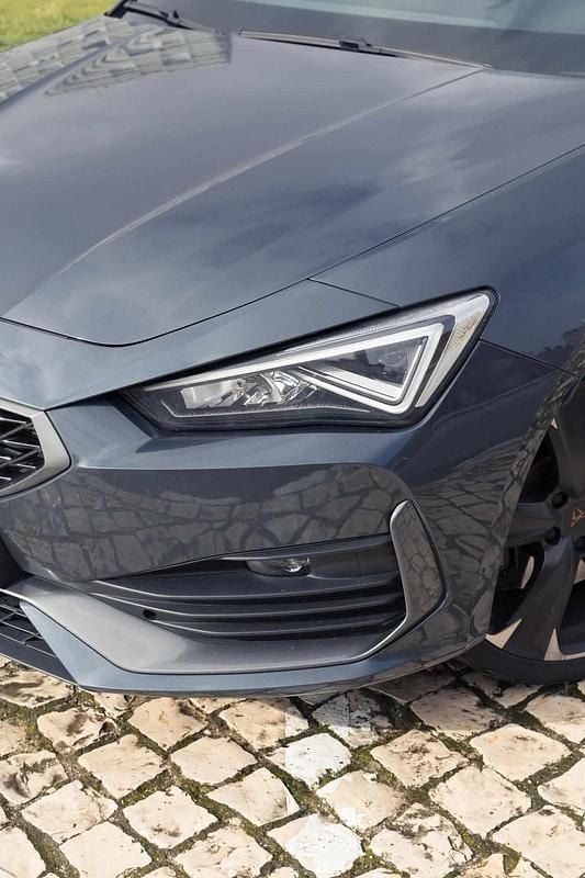 Usado Cupra Leon 245 HP (180 kW) 2021 Azul