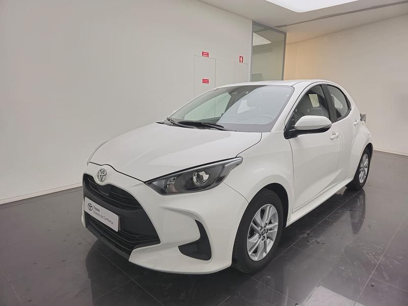 Branco (sólida) Usado 2023 Toyota Yaris Comfort | € 18.250 (Preço justo) - Imagem 1/4