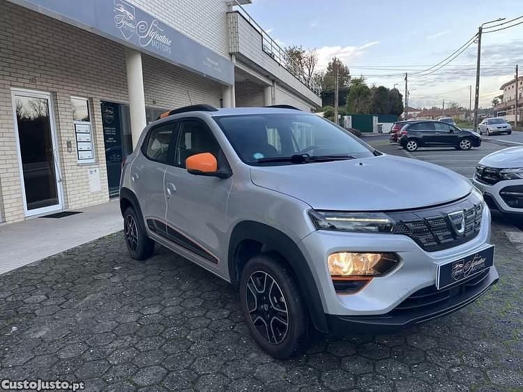 Outra Usado 2022 Dacia Spring Comfort Plus Citadino | € 13.900 (Caro) - Imagem 1/1