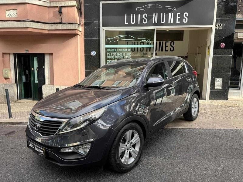 Cinzento Usado 2011 Kia Sportage SUV | € 11.500 (Preço justo) - Imagem 1/4