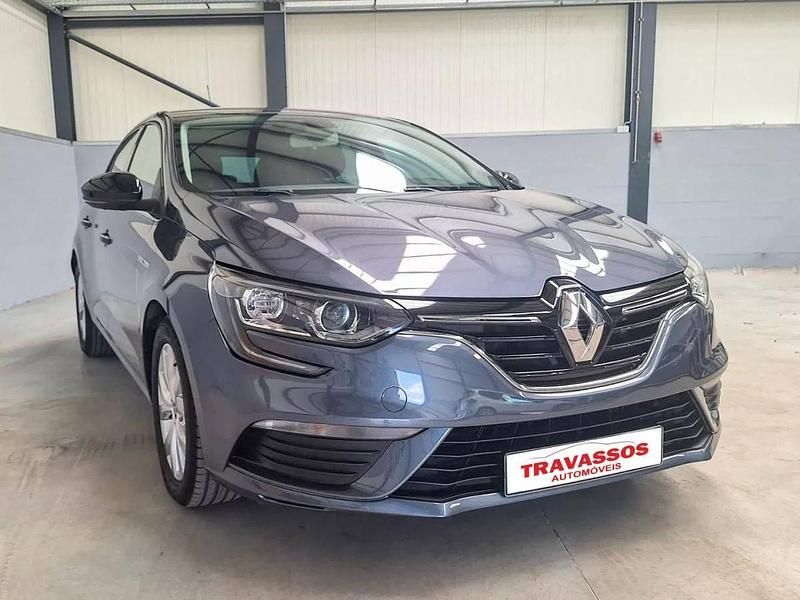 Cinzento Usado 2019 Renault Mégane IV LIMITED | € 15.200 (Preço justo) - Imagem 1/4