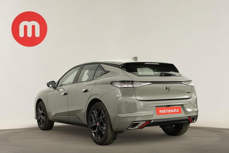 Usado DS Automobiles DS4 Performance 130 HP (95 kW) 2024 SUV