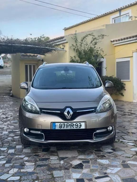 Outro Usado 2009 Renault Scénic III Monovolume | € 14.500 - Imagem 1/4