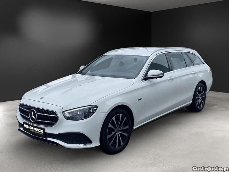 Branco Usado 2021 Mercedes E300 Avantgarde Carrinha | € 35.900 (Bom preço) - Imagem 1/1