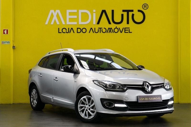Cinza Usado 2015 Renault Mégane GrandTour LIMITED Carrinha | € 9.990 (Preço elevado) - Imagem 1/4