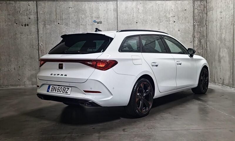 Usado Cupra Leon 150 HP (110 kW) 2024 Branco