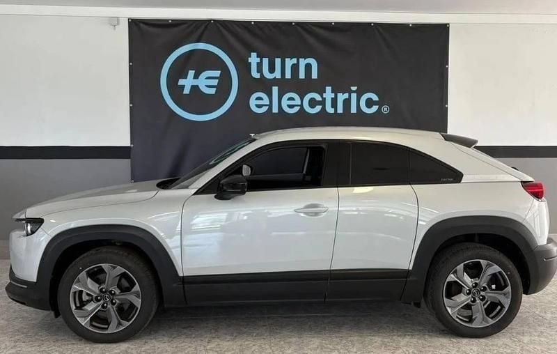 Branco Usado 2021 Mazda MX30 SUV | € 15.900 (Preço justo) - Imagem 1/4