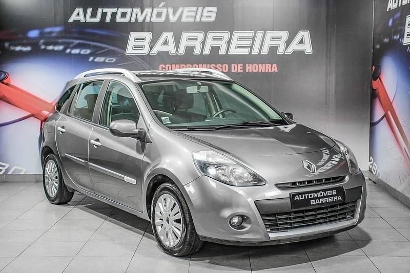 Usado Renault Clio II Dynamique 89 HP (65 kW) 2011 Cinza Carrinha