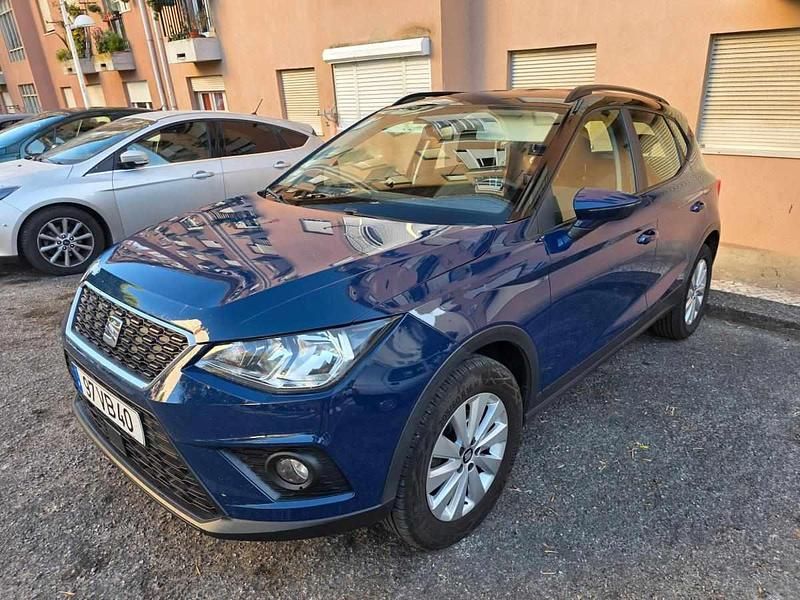 Azul Usado 2018 Seat Arona SUV | € 15.500 (Preço justo) - Imagem 1/4
