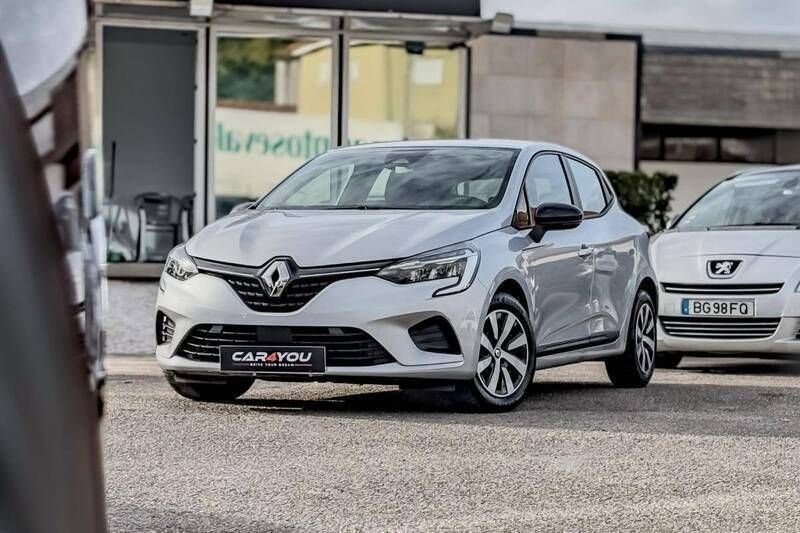 Cinzento Usado 2022 Renault Clio V LIMITED | € 14.990 (Bom preço) - Imagem 1/4