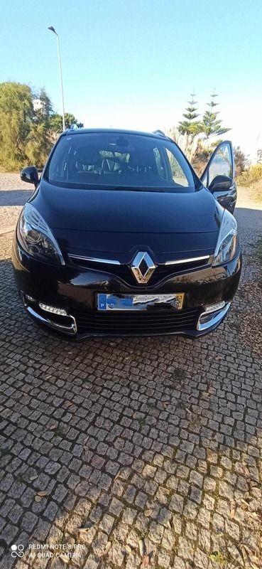 Preto Usado 2013 Renault Scénic III Monovolume | € 9.500 (Preço justo) - Imagem 1/4