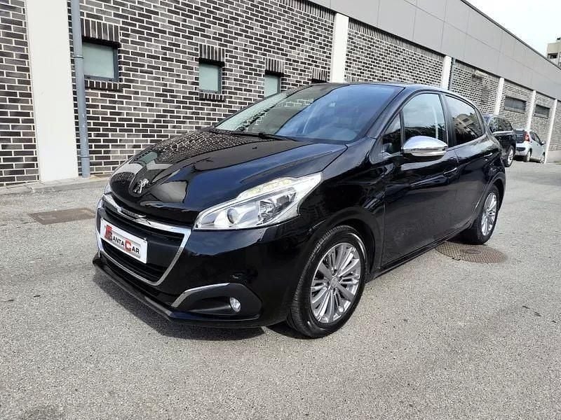 Preto Usado 2016 Peugeot 208 Style Citadino | € 10.980 (Preço justo) - Imagem 1/4