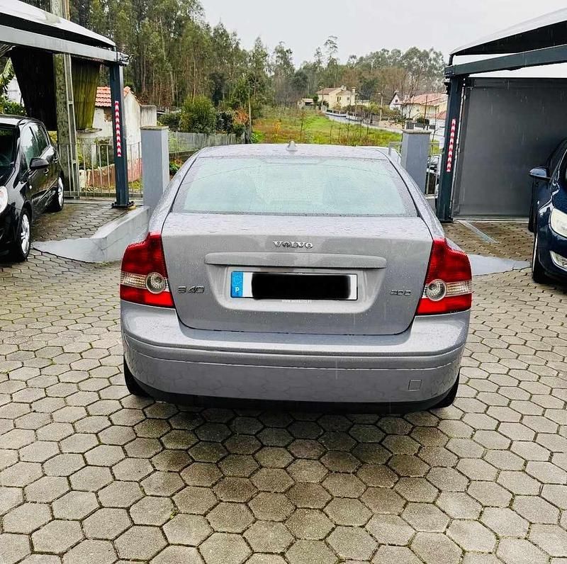 Usado Volvo S40 136 HP (100 kW) 2007 Antracite Sedan