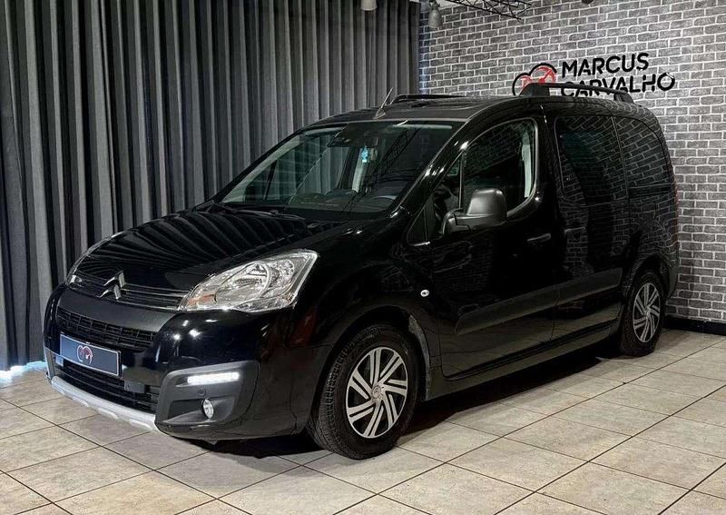 Cinzento Usado 2018 Citroën Berlingo SELECTION Monovolume | € 15.500 (Preço justo) - Imagem 1/4