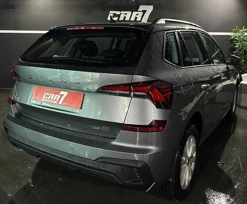 Usado Skoda Kamiq Ambition 116 HP (85 kW) 2024 Cinza SUV