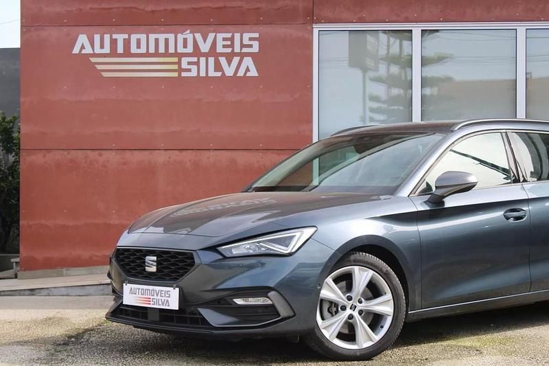 Usado Seat Leon ST FR 150 HP (110 kW) 2022 Cinzento Carrinha