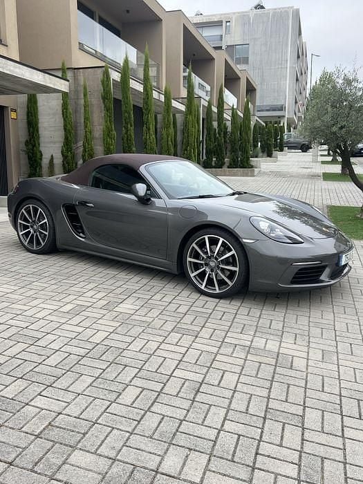 Usado 2018 Porsche 718 Boxster Cabrios | € 67.990 - Imagem 1/4