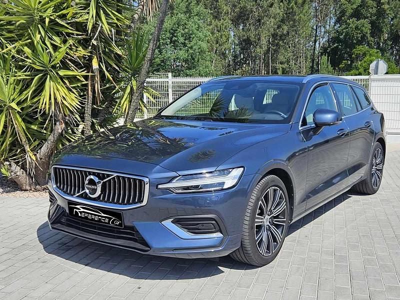 Azul Usado 2018 Volvo V60 Carrinha | € 24.900 (Caro) - Imagem 1/4