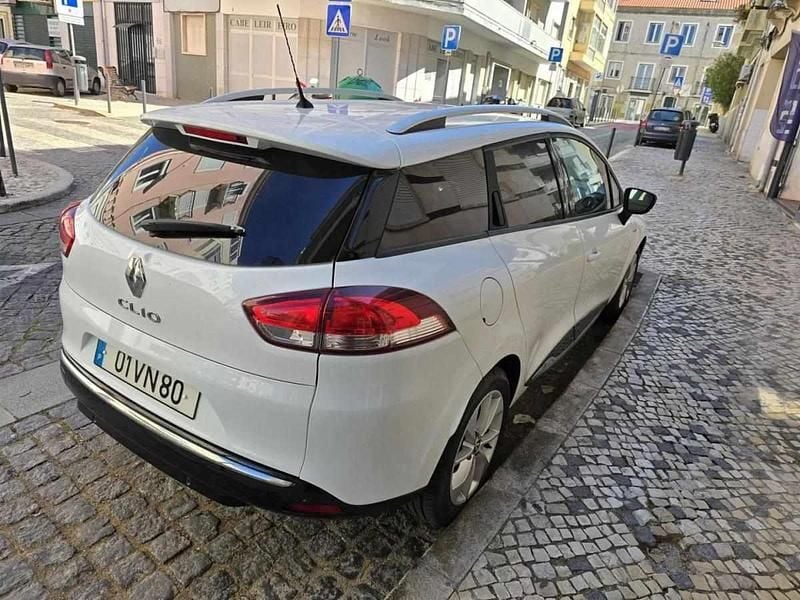 Usado Renault Clio IV 90 HP (66 kW) 2018 Branco Carrinha