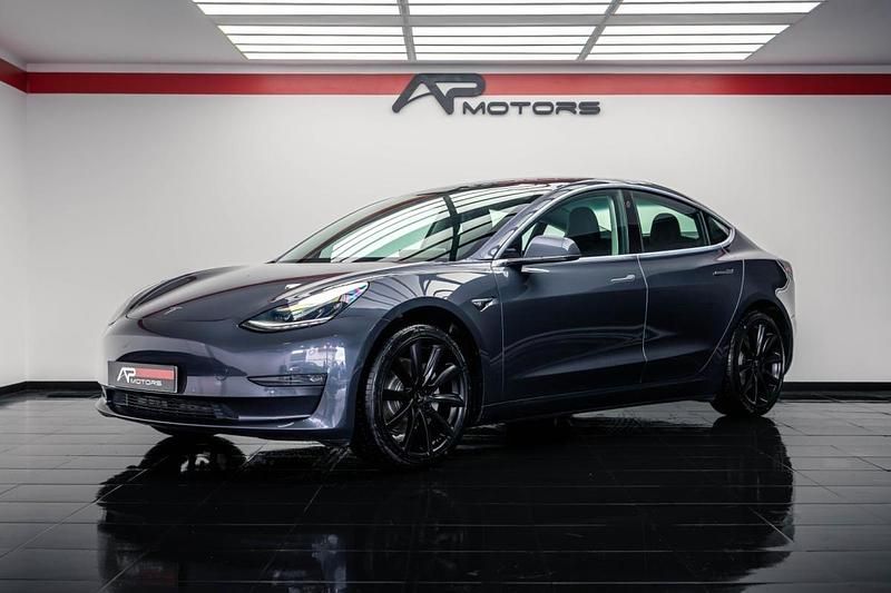 Usado Tesla Model 3 Long Range AWD 353 kW (480 HP) 2019 Cinzento Sedan