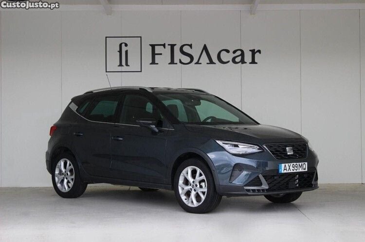 Cinza Usado 2023 Seat Arona FR SUV | € 17.900 (Bom preço) - Imagem 1/1
