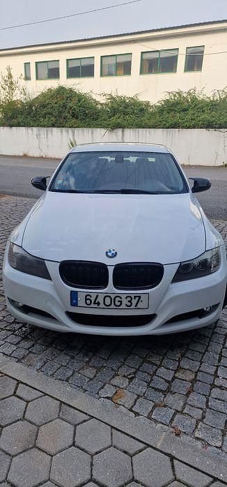 Usado 2011 BMW 320 Sedan | € 9.350 (Preço justo) - Imagem 1/4