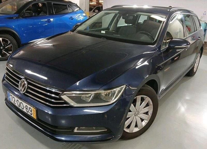 Azul Usado 2015 VW Passat Trendline Carrinha | € 8.000 (Bom preço) - Imagem 1/4