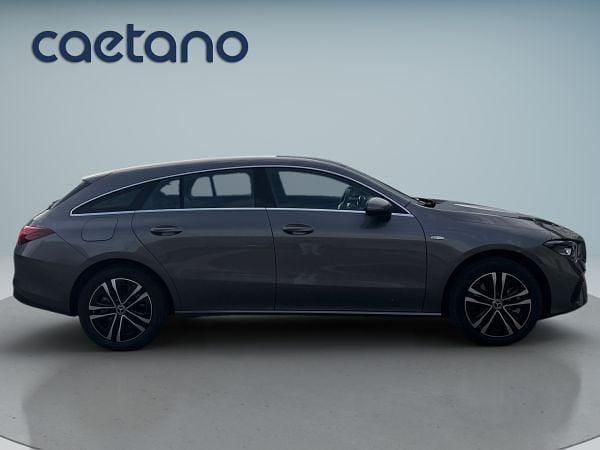 Usado Mercedes CLA250 Shooting Brake 218 HP (160 kW) 2025 Cinza Carrinha