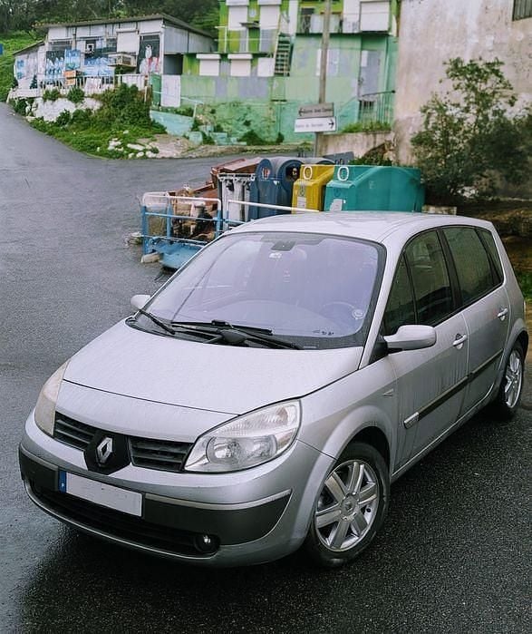 Usado 2005 Renault Scénic II Monovolume | € 2.900 (Preço justo) - Imagem 1/4