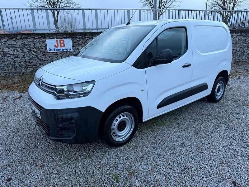 Branco Usado 2021 Citroën Berlingo Monovolume | € 14.950 (Preço justo) - Imagem 1/4