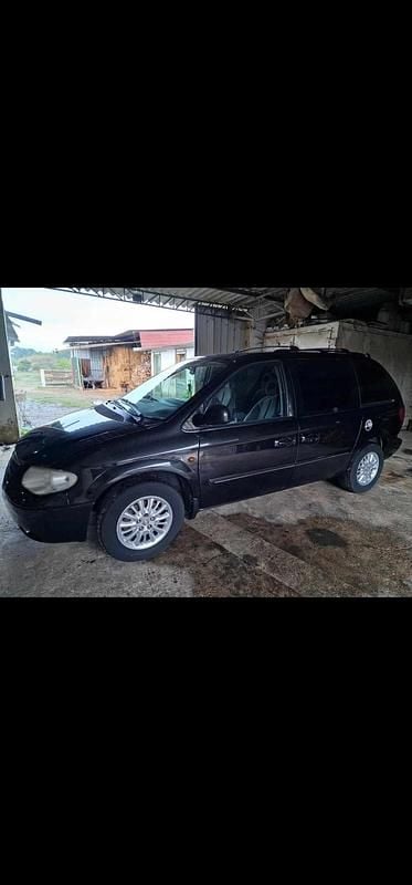 Preto Usado 2006 Chrysler Voyager Van | € 4.200 - Imagem 1/4