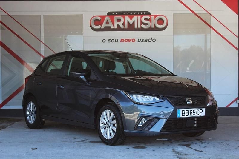 Cinza Usado 2023 Seat Ibiza Style | € 13.900 (Bom preço) - Imagem 1/4