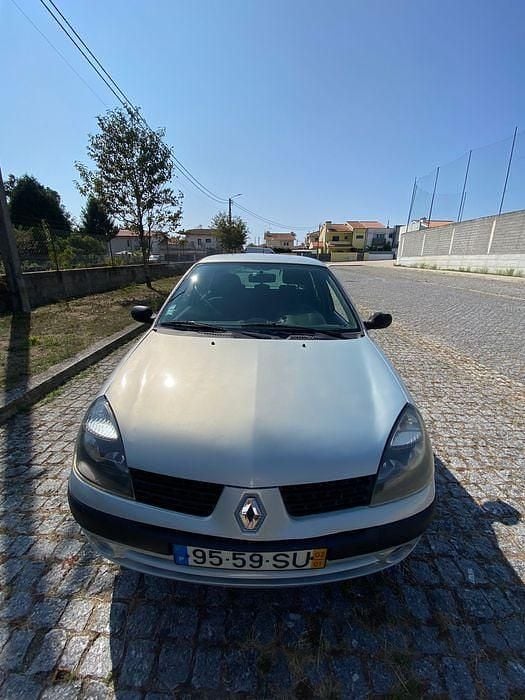 Usado 2002 Renault Clio II Sedan | € 1.600 (Preço justo) - Imagem 1/4