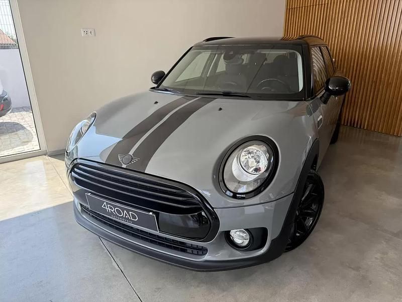 Cinzento Usado 2019 Mini One D Clubman Carrinha | € 17.000 (Bom preço) - Imagem 1/4