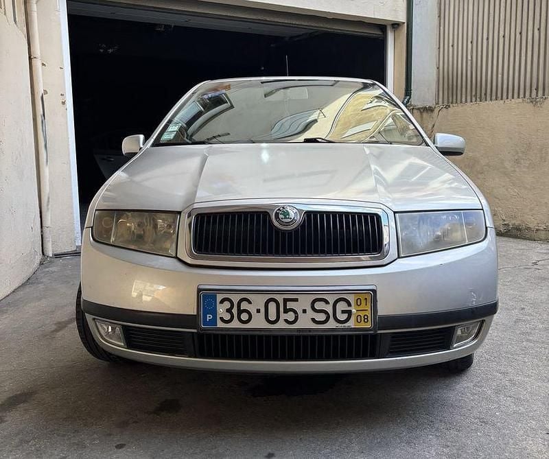 Usado 2001 Skoda Fabia | € 1.499 - Imagem 1/4