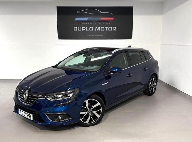Usado Renault Mégane IV 115 HP (84 kW) 2020 Azul Carrinha