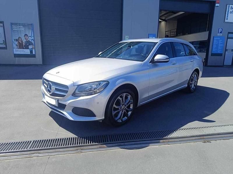 Cinzento Usado 2017 Mercedes C200 | € 17.500 (Preço justo) - Imagem 1/4