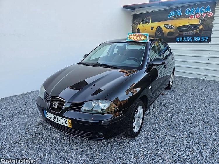 Preto Usado 2002 Seat Ibiza | € 2.650 (Preço justo) - Imagem 1/1