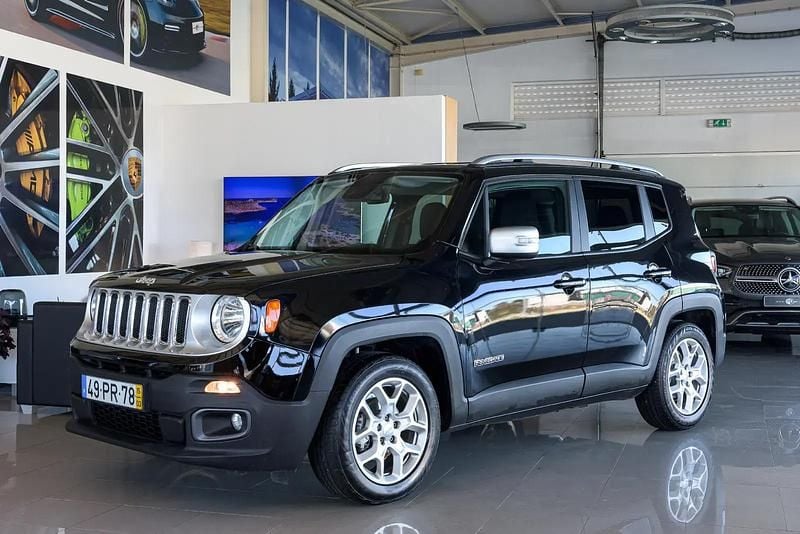 Usado Jeep Renegade Limited 120 HP (88 kW) 2015 Preto metalizado SUV