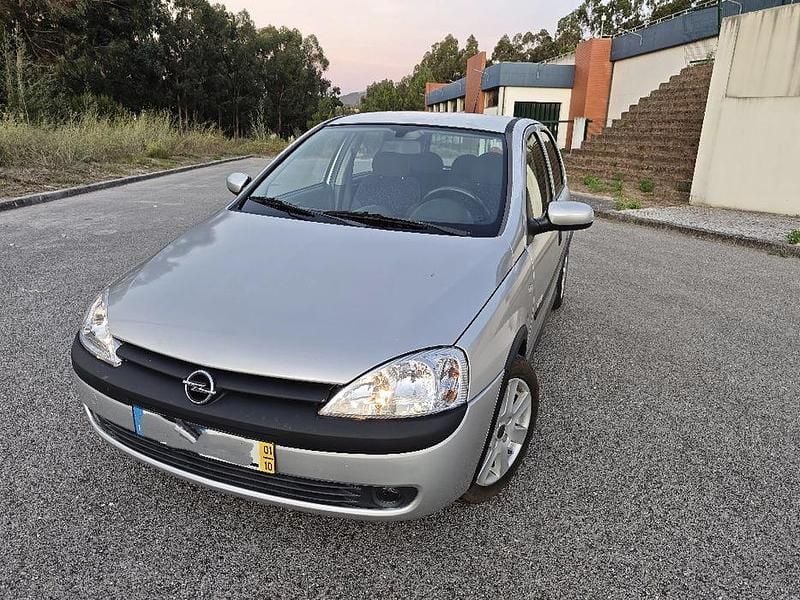 Usado 2001 Opel Corsa Elegance Sedan | € 1.650 (Preço justo) - Imagem 1/4