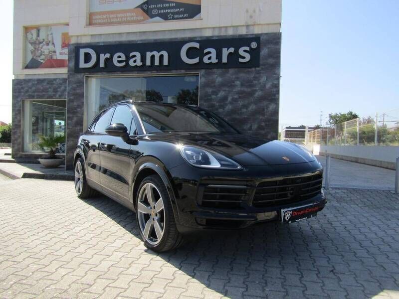Preto Usado 2023 Porsche Cayenne Platinum Edition SUV | € 99.999 (Bom preço) - Imagem 1/4