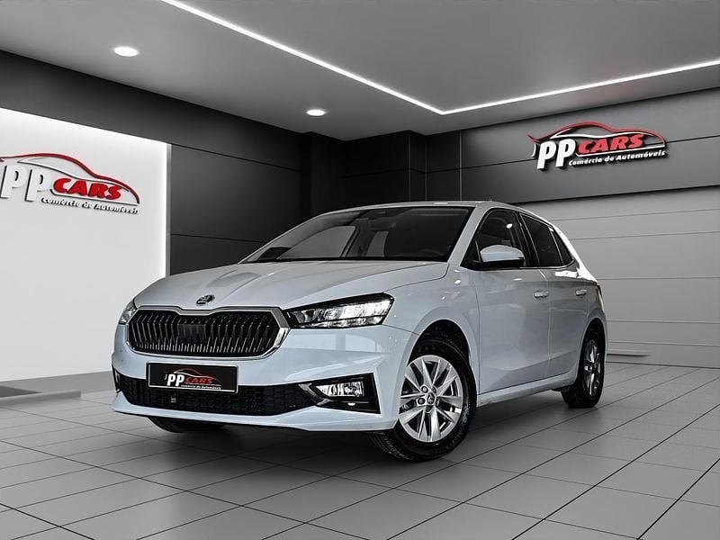 Usado Skoda Fabia 95 HP (69 kW) 2024 Branco Citadino
