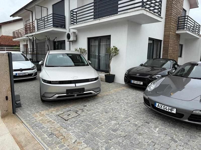 Outra Usado 2024 Hyundai Ioniq 5 SUV | € 22.900 - Imagem 1/1