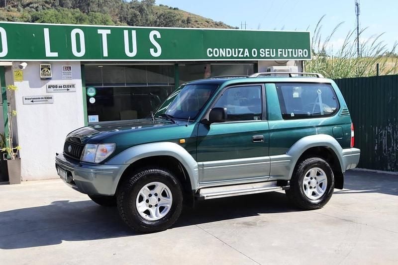 Usado Toyota Land Cruiser 125 HP (91 kW) 1997 Verde SUV