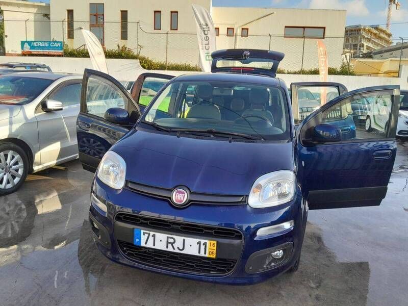 Azul Usado 2016 Fiat Panda Citadino | € 12.750 - Imagem 1/4