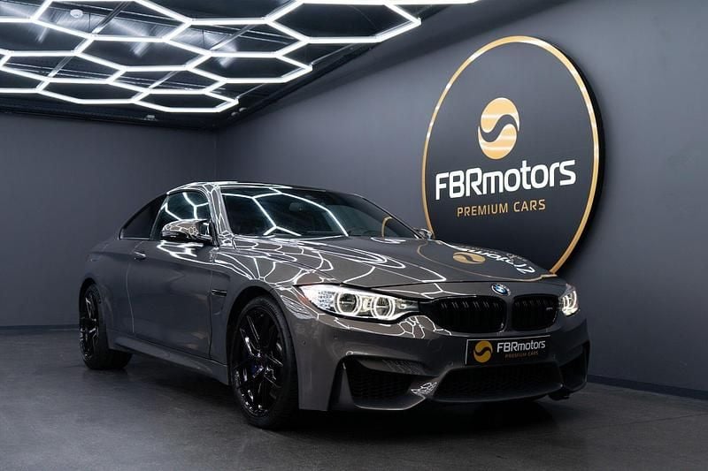 Usado BMW M4 431 HP (317 kW) 2016 Cinza Coupé