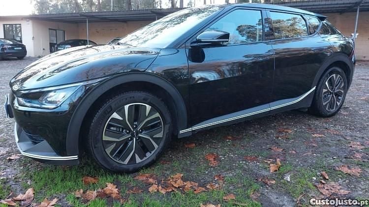 Preto Usado 2023 Kia EV6 SUV | € 33.490 (Preço justo) - Imagem 1/1
